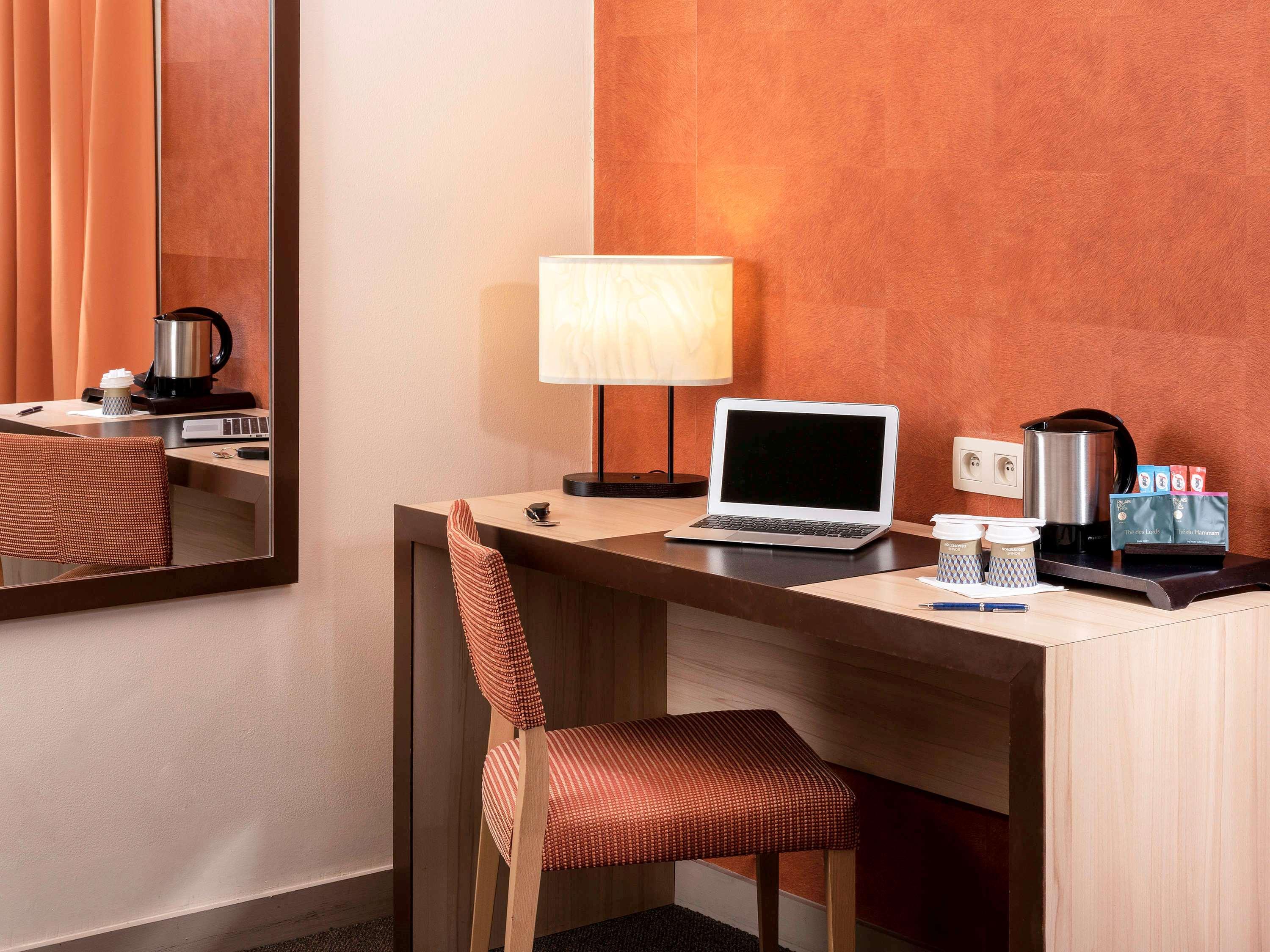 โอเต็ล เมอร์เคียว ลียง เซ็นเตอร์ โบรโต Hotel ภายนอก รูปภาพ