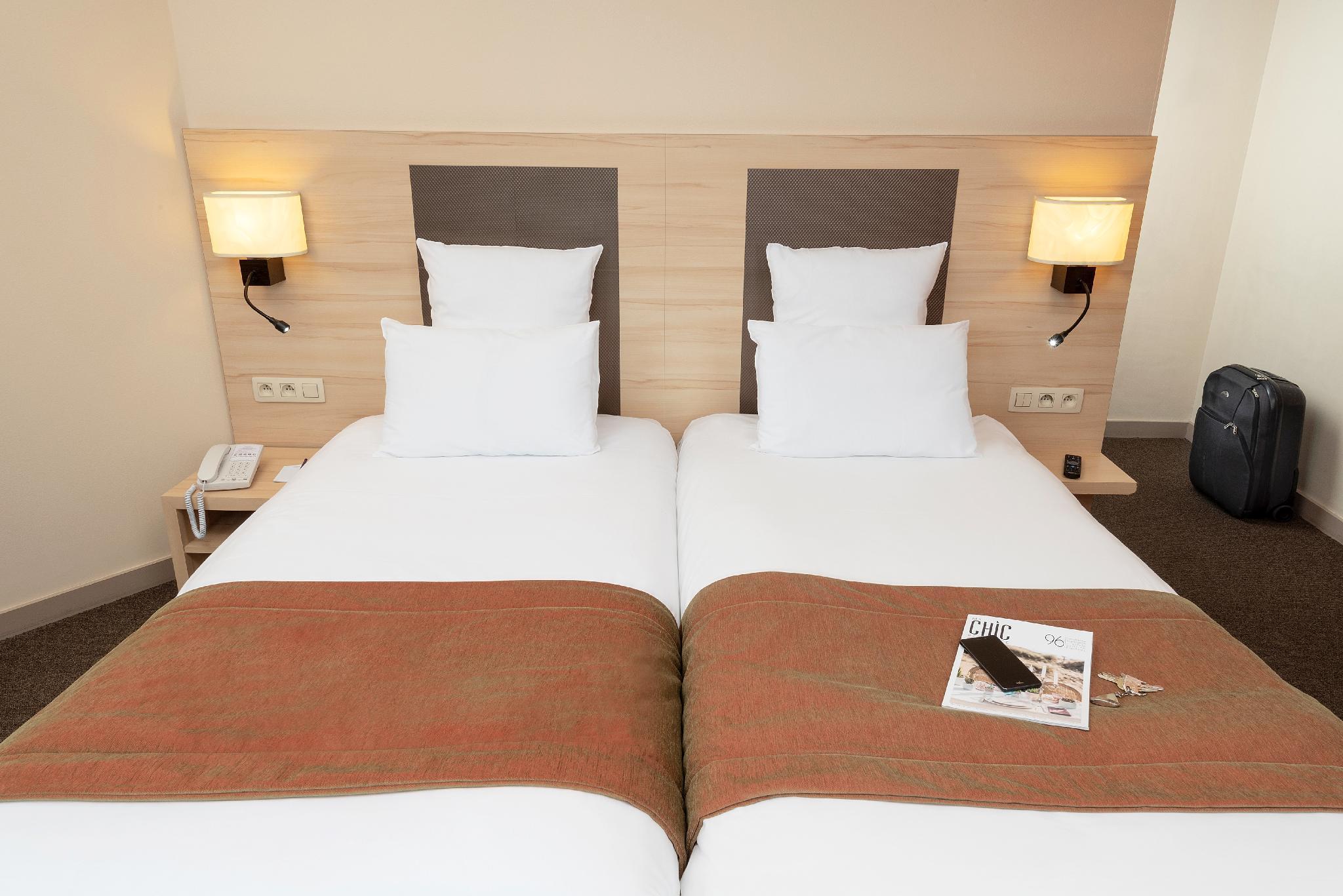 โอเต็ล เมอร์เคียว ลียง เซ็นเตอร์ โบรโต Hotel ภายนอก รูปภาพ